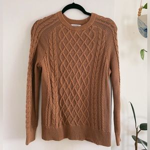 Textured crew neck
